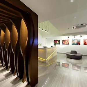 *** Hotel Flora By Crossroads Malesia